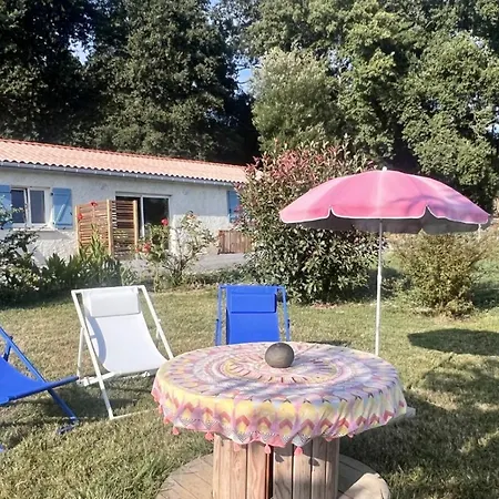 Gite 4/6 Personnes La Melodie Du Bonheur Habas Exterior photo